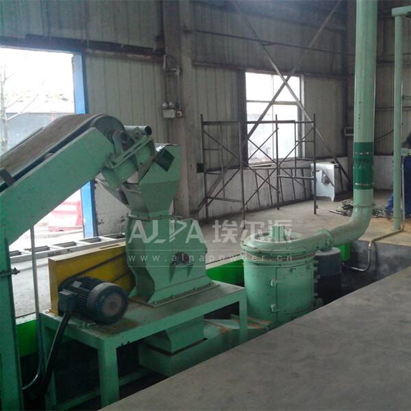 長沙某工程設(shè)備公司 采購ALPApowder煙梗粉碎機CUM500 ULM800